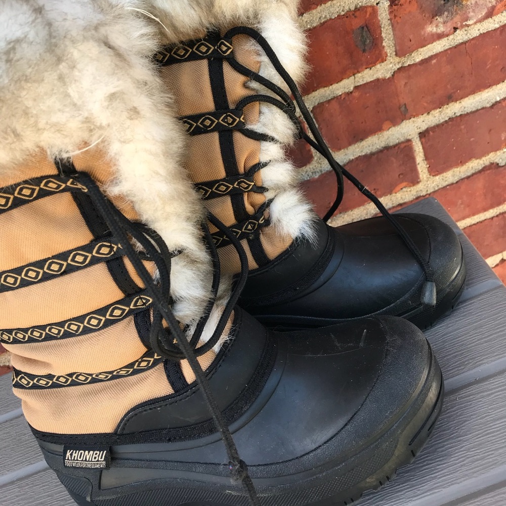 Women’s snow boots